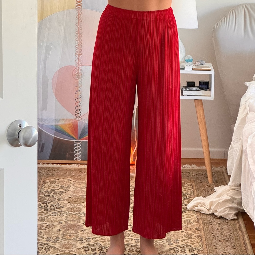 Issey Miyake Pleats Please red pleated pants size 3 (XS/S/M)